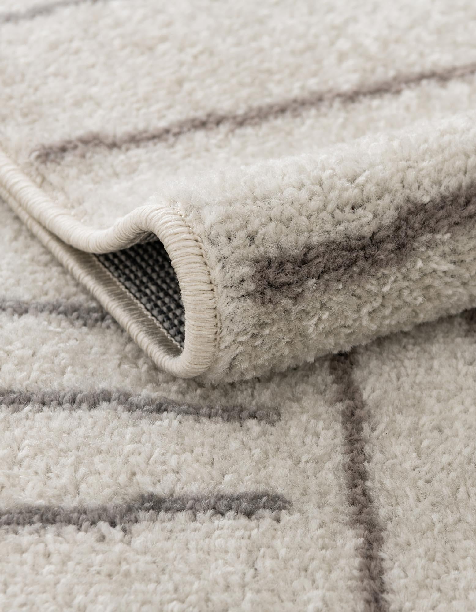 Rugs.com Hanahan Collection Rug – 10 Ft Runner Ivory Medium-Pile Rug Perfect for Hallways, Entryways - Image 3