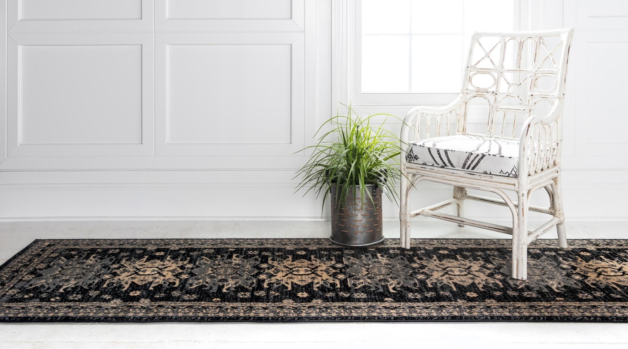 Rugs.com Heris Collection Rug – 10 Ft Runner Black Medium-Pile Rug Perfect for Hallways, Entryways - Image 4