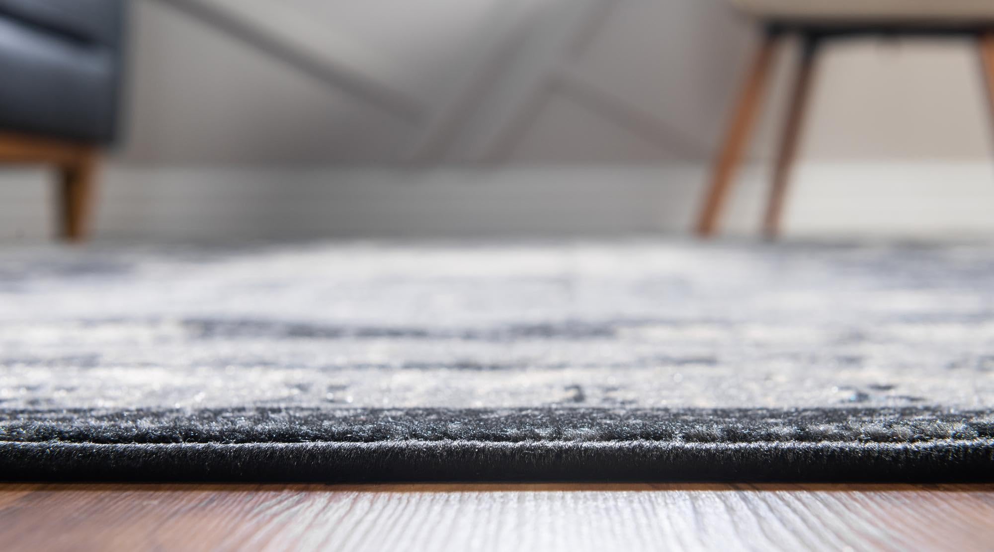 Rugs.com Heris Collection Rug – 10 Ft Runner Black Medium-Pile Rug Perfect for Hallways, Entryways - Image 5