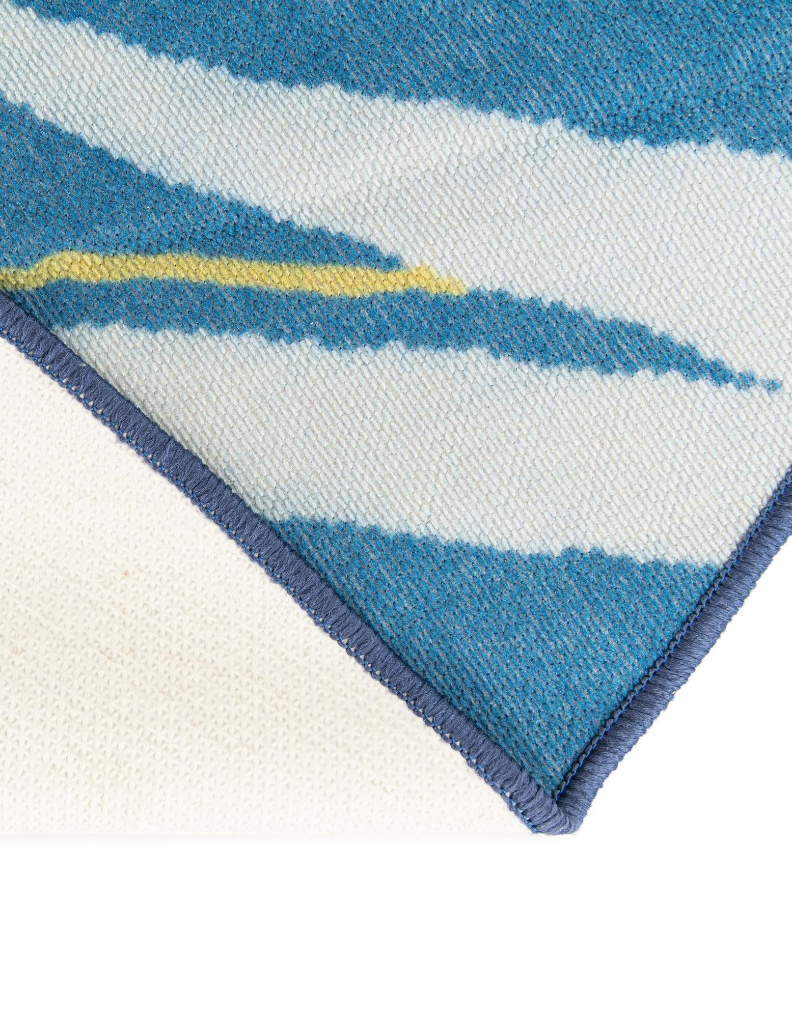 Rugs.com Jill Zarin Caribbean Indoor/Outdoor Collection Rug – 10 Ft Round Blue Flatweave-Pile Rug Perfect for Kitchens, Dining Rooms - Image 8