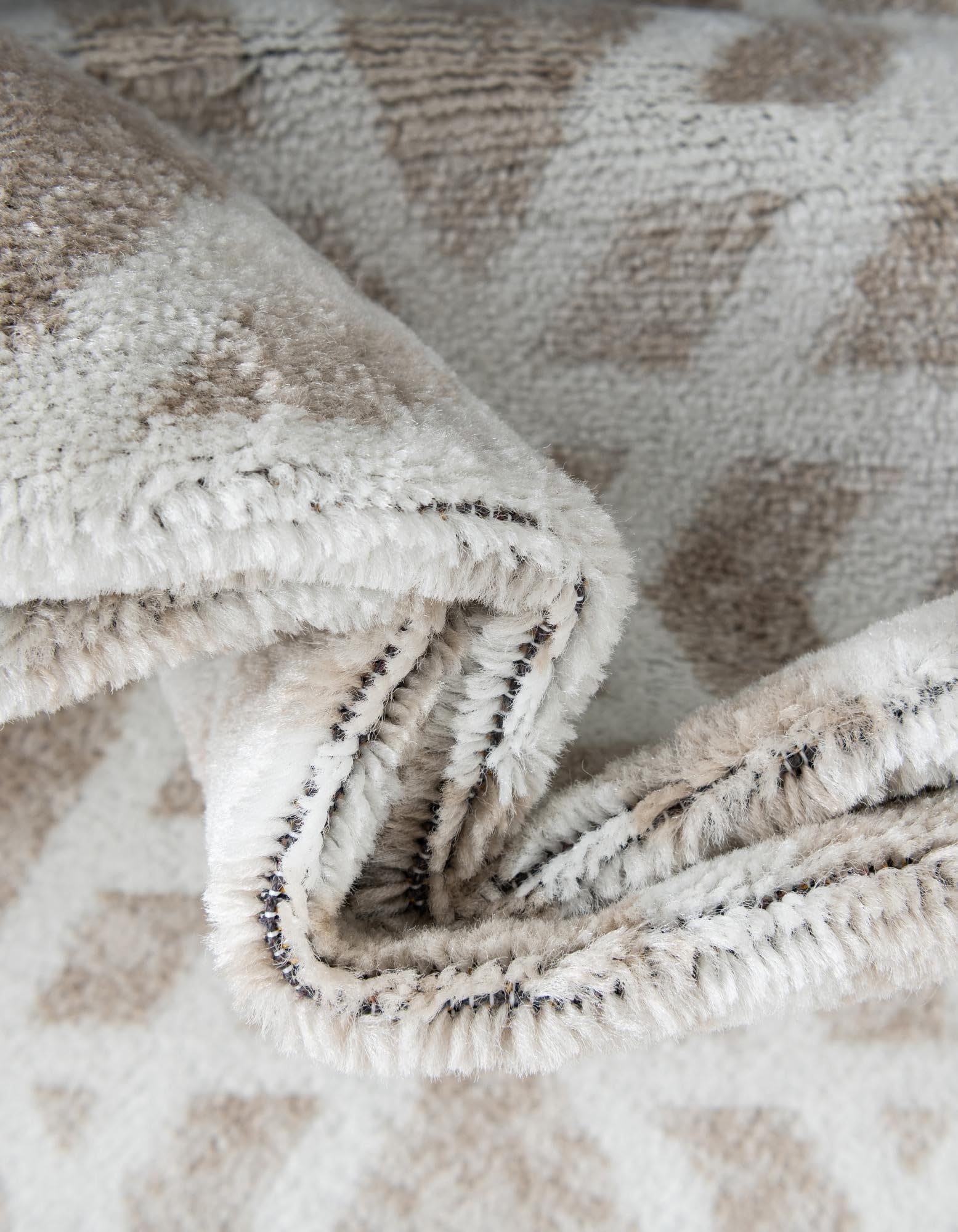 Rugs.com Laguna Collection Rug – 10 Ft Runner Ivory Medium-Pile Rug Perfect for Hallways, Entryways - Image 8