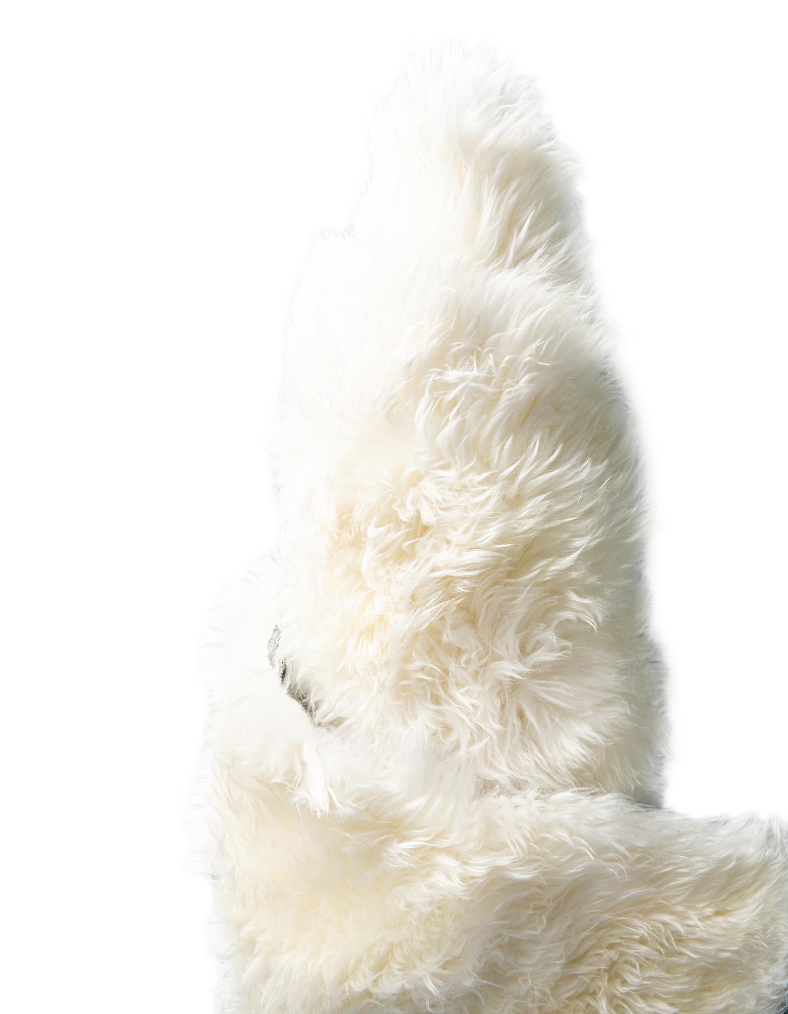 Rugs.com Natural Non-Pelt Sheepskin Collection Rug – 2 Ft Round White Shag-Pile Rug Perfect for Kitchens, Dining Rooms - Image 9