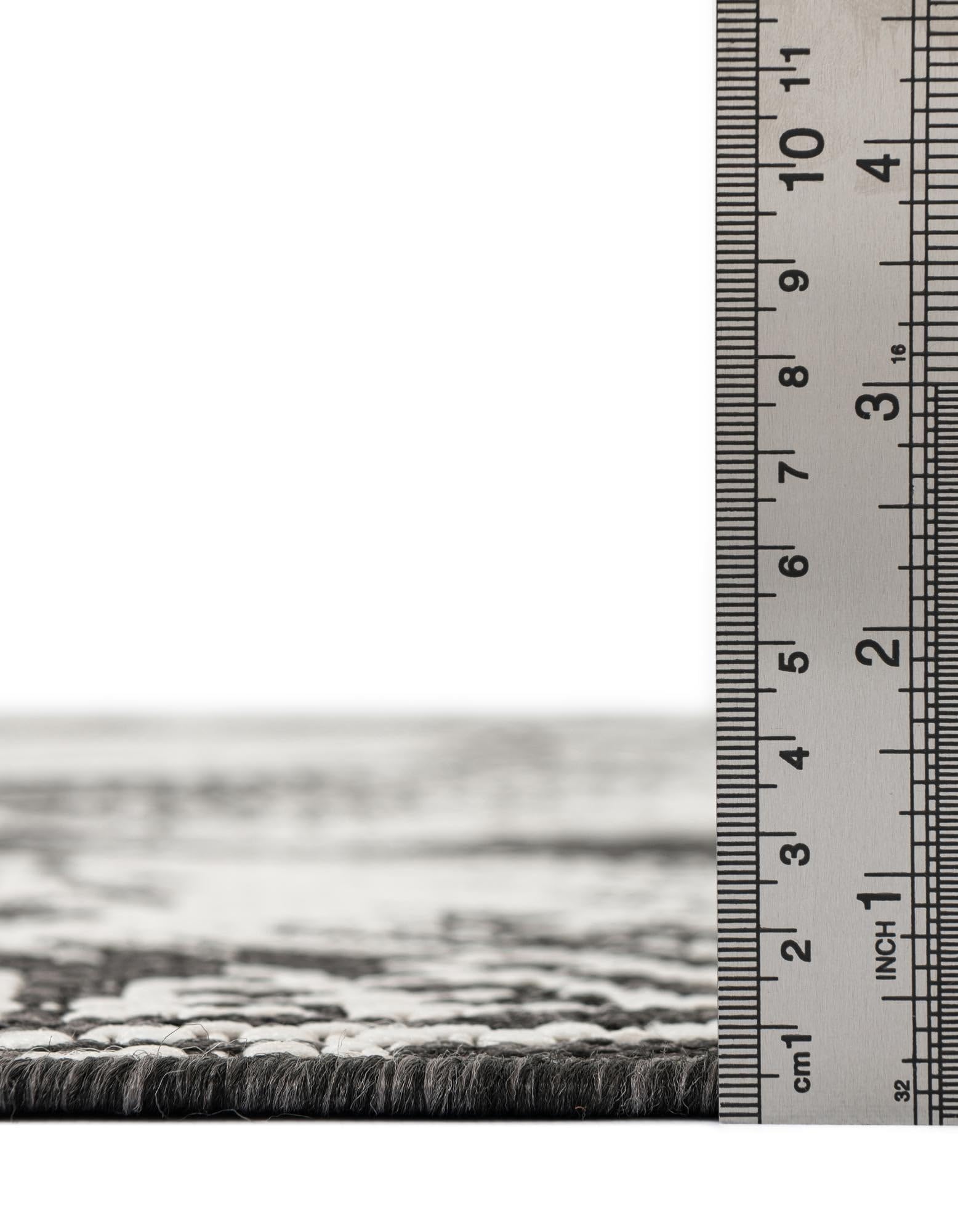 Rugs.com Outdoor Coastal Collection Rug – 10 Ft Round Black and White Flatweave-Pile Rug Perfect for Kitchens, Dining Rooms - Image 8