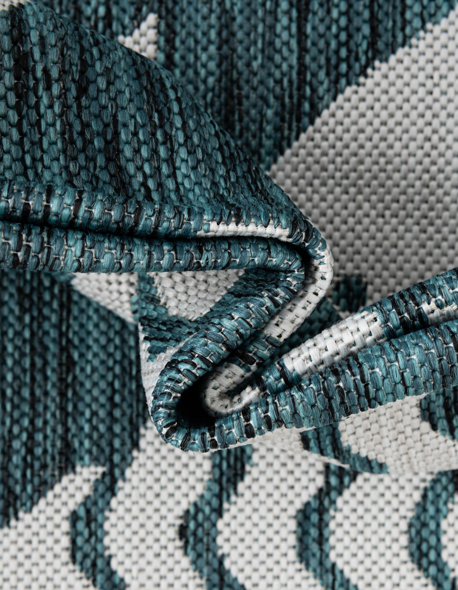 Rugs.com Outdoor Coastal Collection Rug – 8 Ft Round Turquoise Flatweave-Pile Rug Perfect for Kitchens, Dining Rooms - Image 5