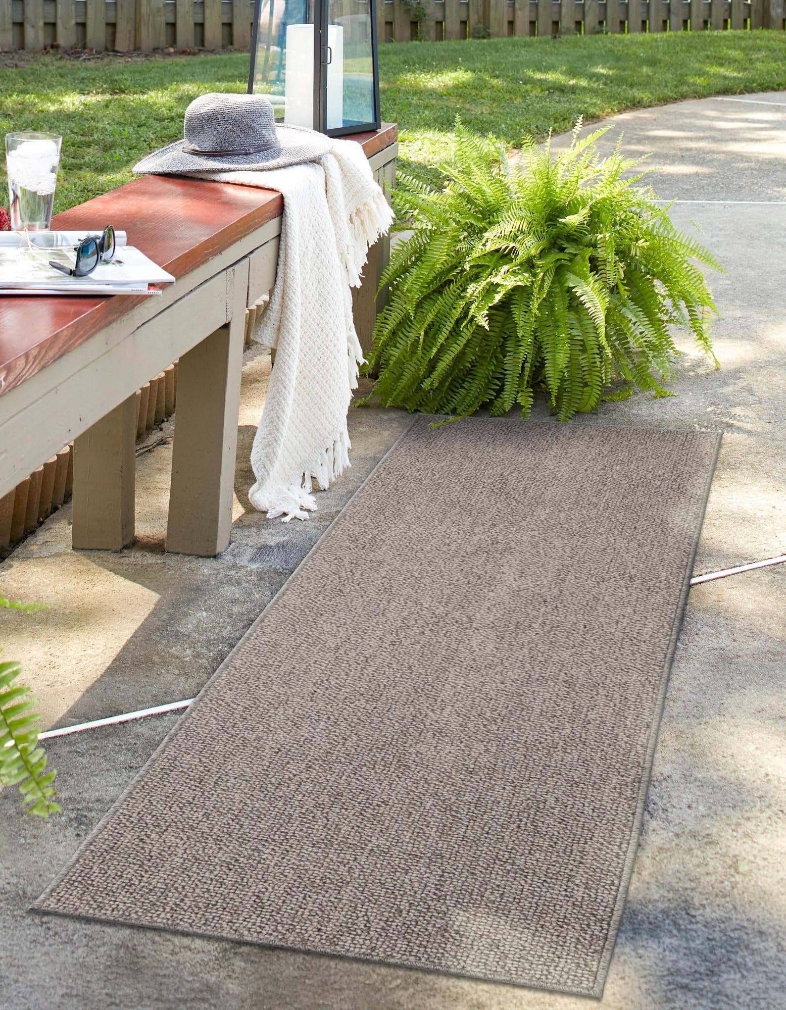 Rugs.com Outdoor Solid Collection Rug – 12 Ft Runner Light Gray Flatweave-Pile Rug Perfect for Hallways, Entryways - Image 6