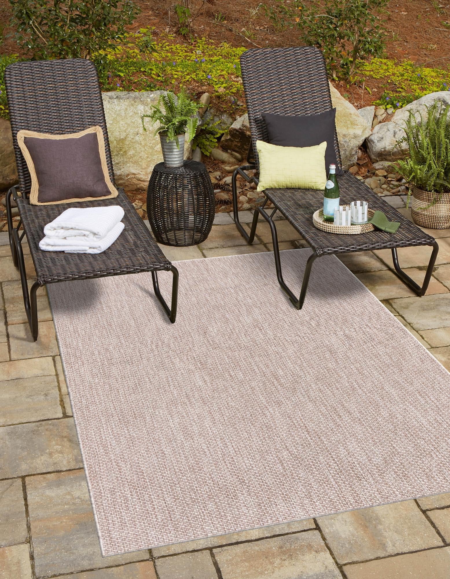 Rugs.com Outdoor Solid Collection Rug – 4x6 Beige Flatweave-Pile Rug Perfect for Entryways, Kitchens, Breakfast Nooks, Accent Pieces - Image 3